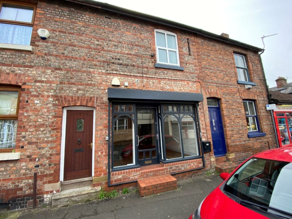 Shop & flat above in the heart of Didsbury Village