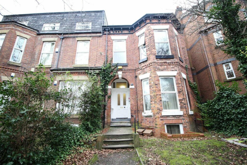 Flat 2, Wilmslow Road, Manchester
