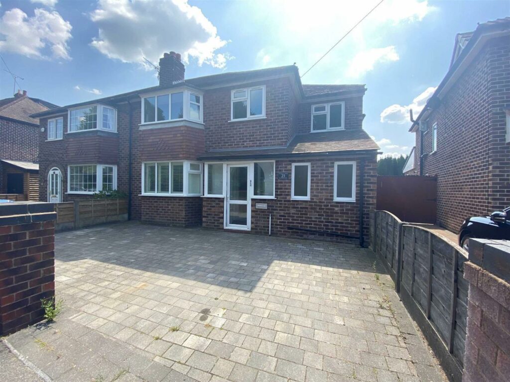 DeQuincey Road, West Timperley, Altrincham