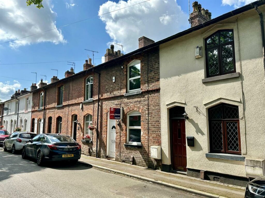 Chadkirk Cottages, Vale Road Romiley, Stockport