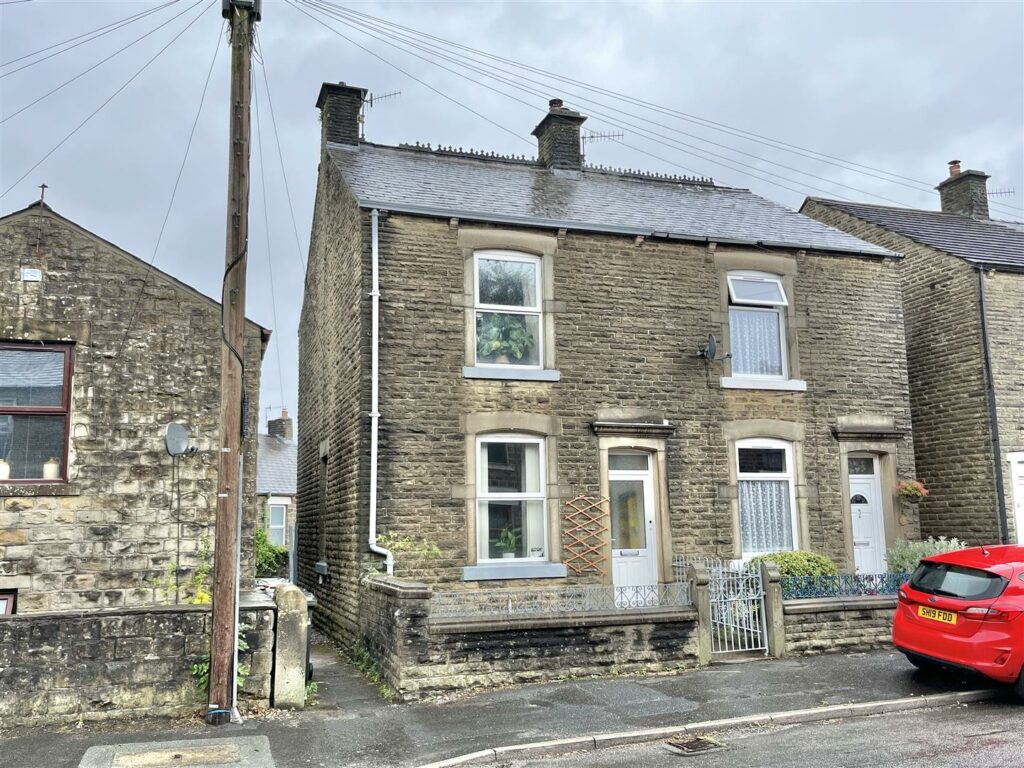 Hadfield Road, Hadfield, Glossop