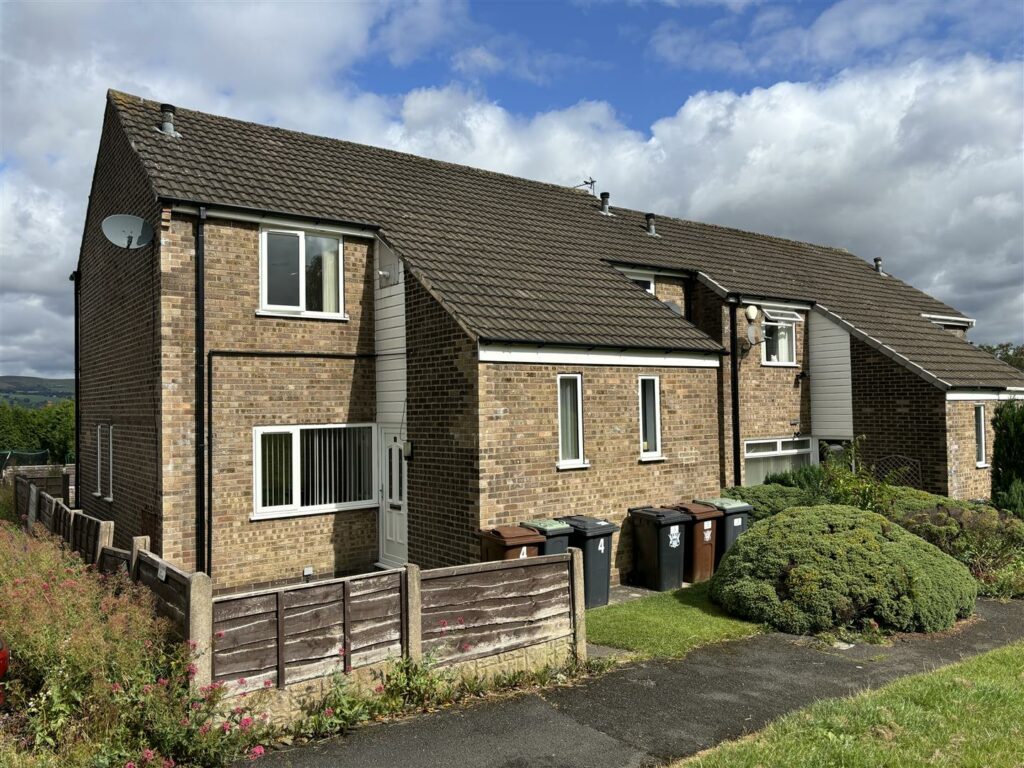 Simons Walk, Glossop, Derbyshire