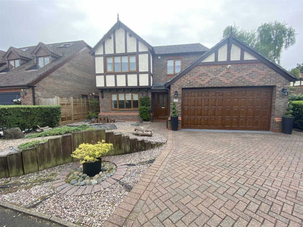 Fletcher Drive, Bowdon, Altrincham