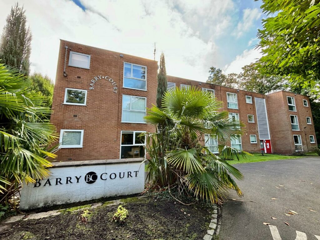 Barry Court, Palatine Road